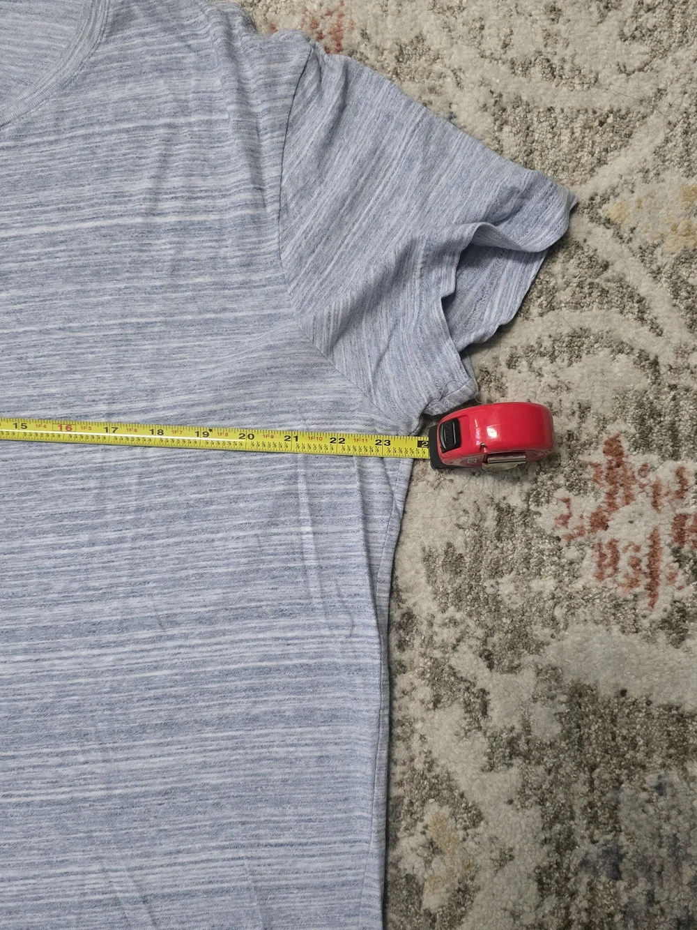 Banana Republic Soft Wash Light Blue Striped T-Shirt size L